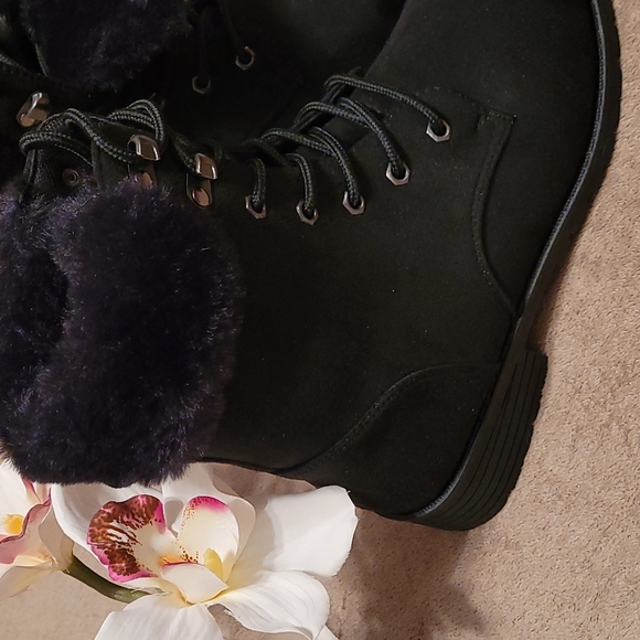 Fur Trim Combat/Hiking Boots - BRAND NEW - Picture 3 of 9